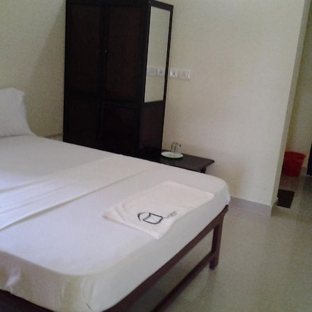 La Mirban Otel Varkala Dış mekan fotoğraf