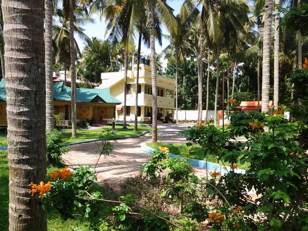 La Mirban Otel Varkala Dış mekan fotoğraf