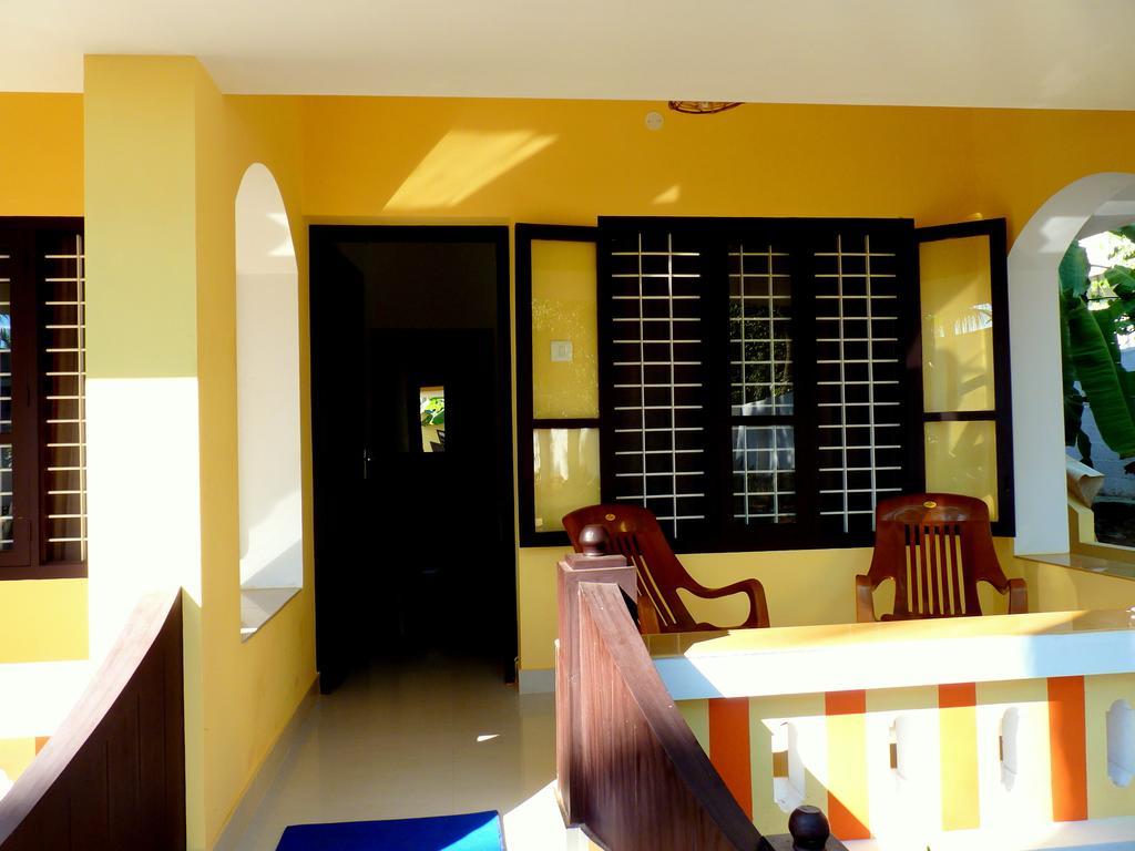 La Mirban Otel Varkala Oda fotoğraf