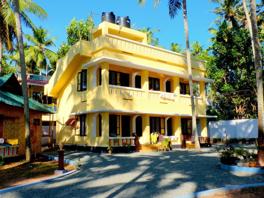 La Mirban Otel Varkala Oda fotoğraf